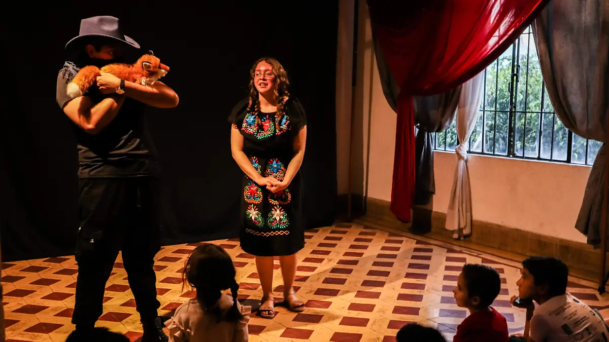 Hangar celebra cinco años en León con agenda artística para todo público