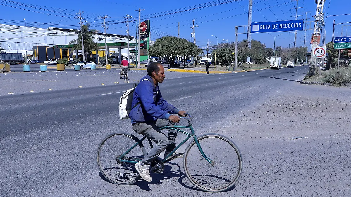  Más de una hora para recorrer tres kilómetros y sin avances en nuevo bulevar