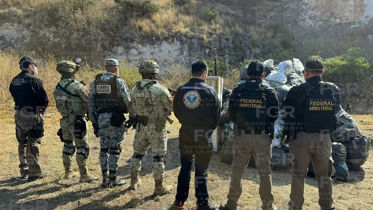 FGR destruye más de 454 kilos de narcóticos y máquinas tragamonedas en León