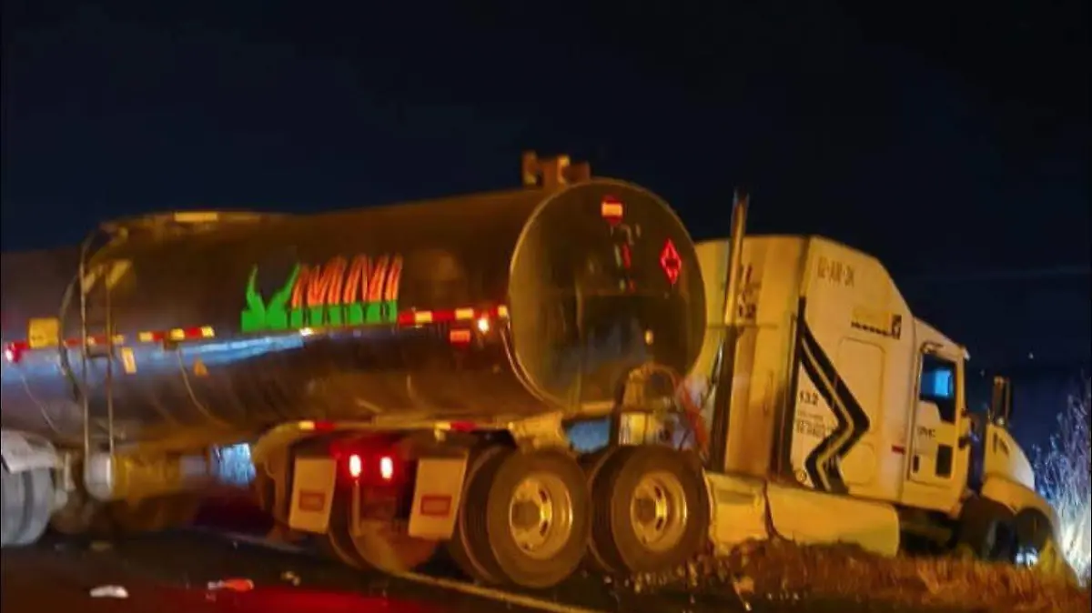 Cortesía - ACCIDENTE SILAO - SAN FELIPE (2).jpg