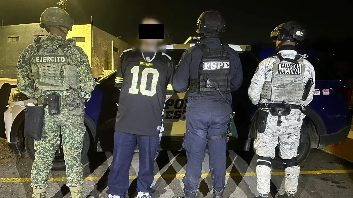 Frustra FSPE distribución de casi mil dosis de marihuana y detiene a un presunto vendedor 01