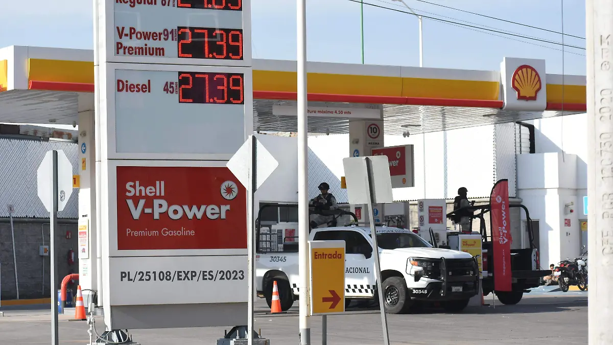 Archivo (Ilustrativa) - Precio de Gasolina  Jesus Gutierrez El Sol de Irapuato (4) (1)