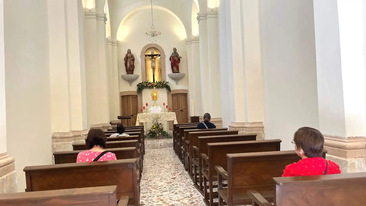 ROSARIO SANTA ESCUELA (1)