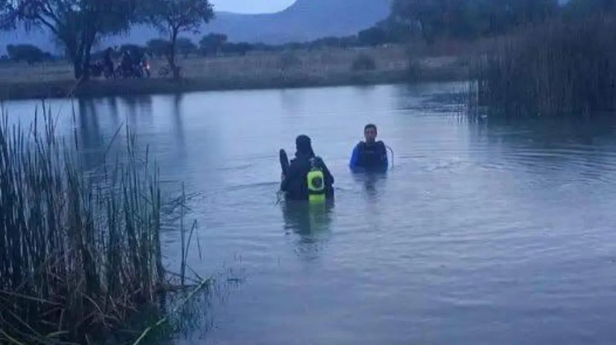 ahogado tanque de agua
