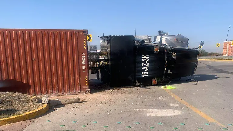 Cortesía - Volcado Eje Metropolitano