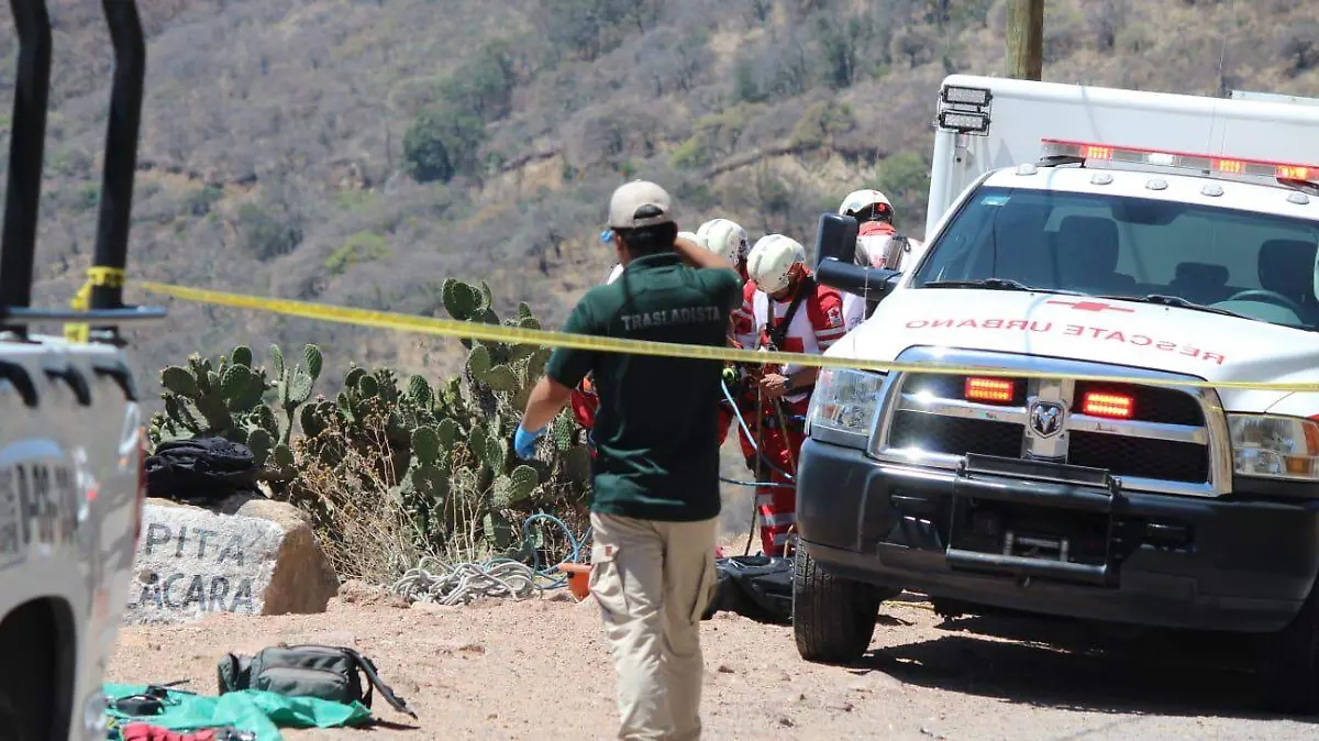 MUERTO SIERRA-NOTICIAS VESPERTINAS 