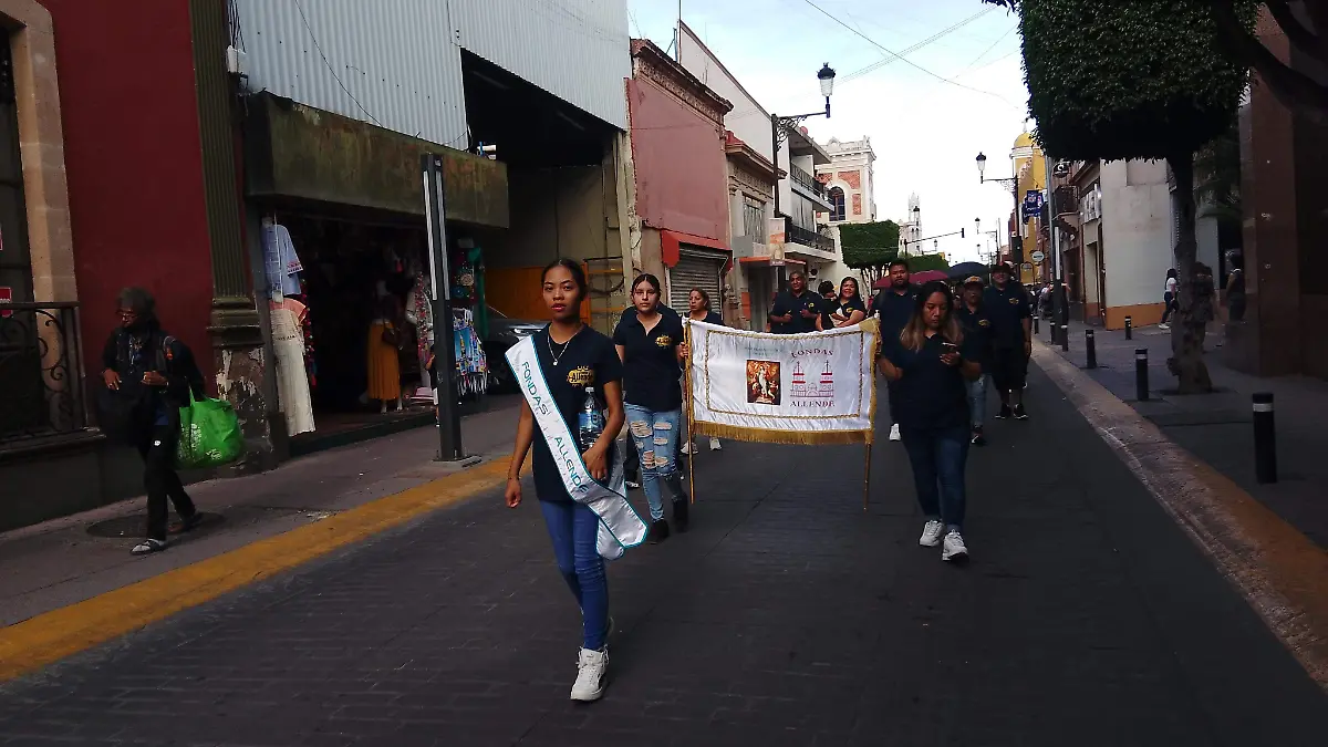 PEREGRINACIÓN COMERCIANTES VIRGEN DE LA LUZ- ROCIO GODÍNEZ