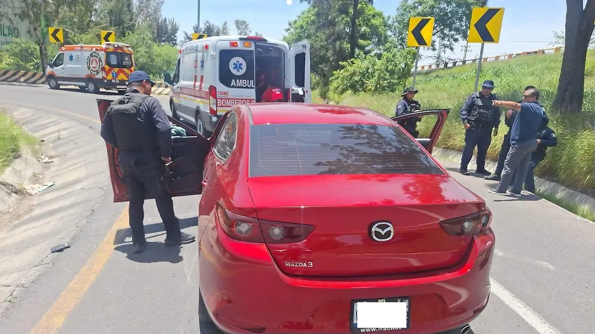 Cortesía Redes Sociales - ROBO BALEADO  (2)