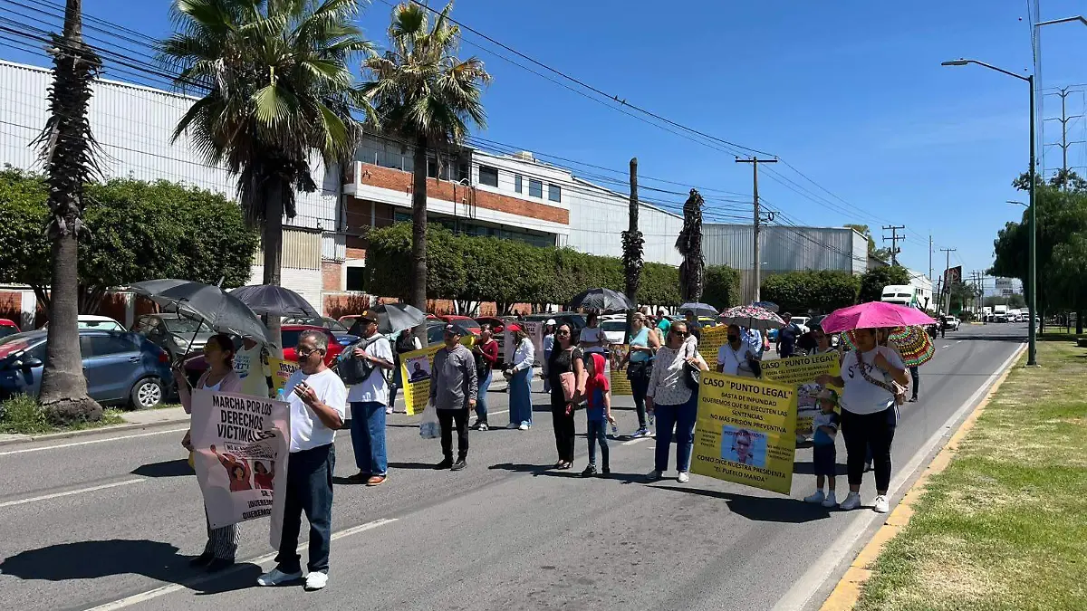 MANIFESACIÓN PUNTO LEGAL - ROSARIO HORTA (5)