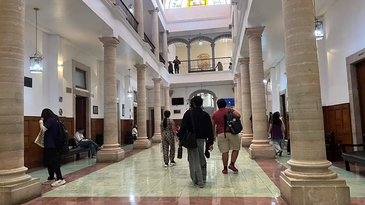 Guanajuato – Pese a sismo en Colombia, estudiantes de la UG viajarán de intercambio (1)