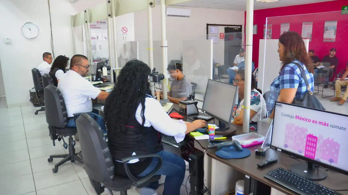 Reabren módulo de credencialización del INE