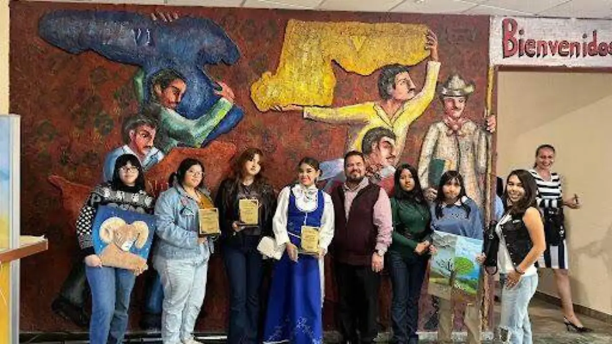 Los jóvenes sanluisinos sobresalieron en las disciplinas de teatro, canto y artesanías, apoyados por sus profesores asesores