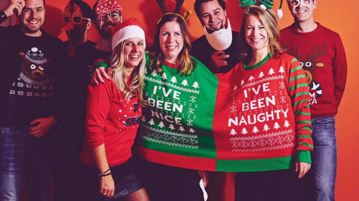 Ugly Sweater 01