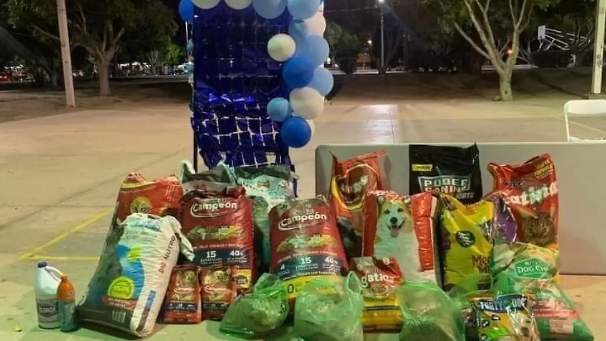 Reúnen más de 200 kilos de comida para mascotas