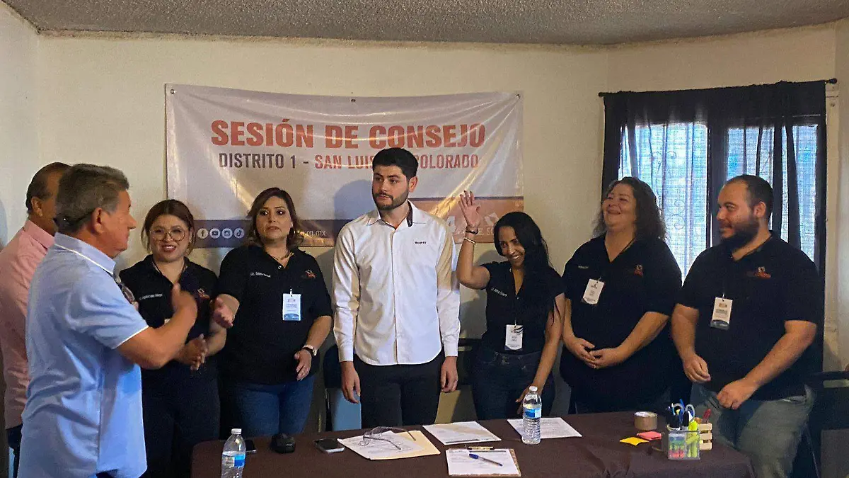 Recibe Wasapraka constancia como diputado electo