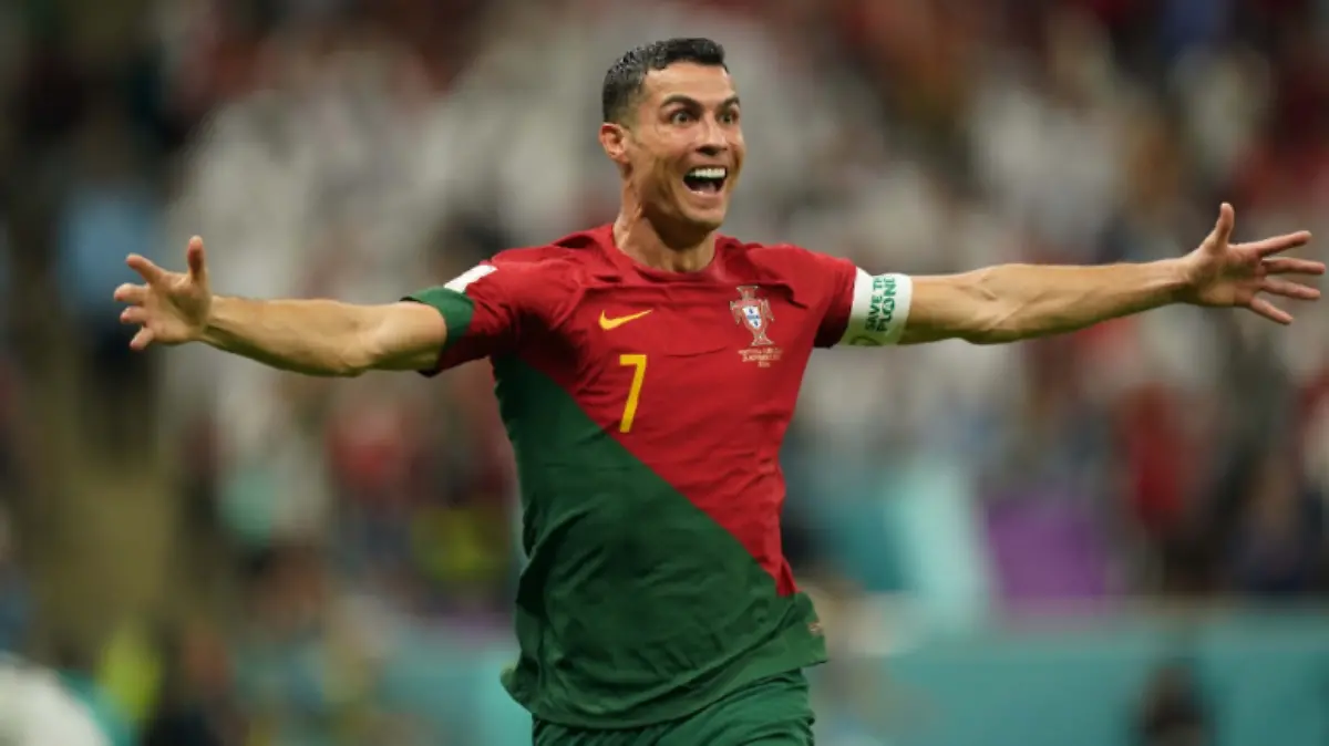 Cristiano-Ronaldo-festejo-euforico-el-pase-a-octavos-de-final-770x450