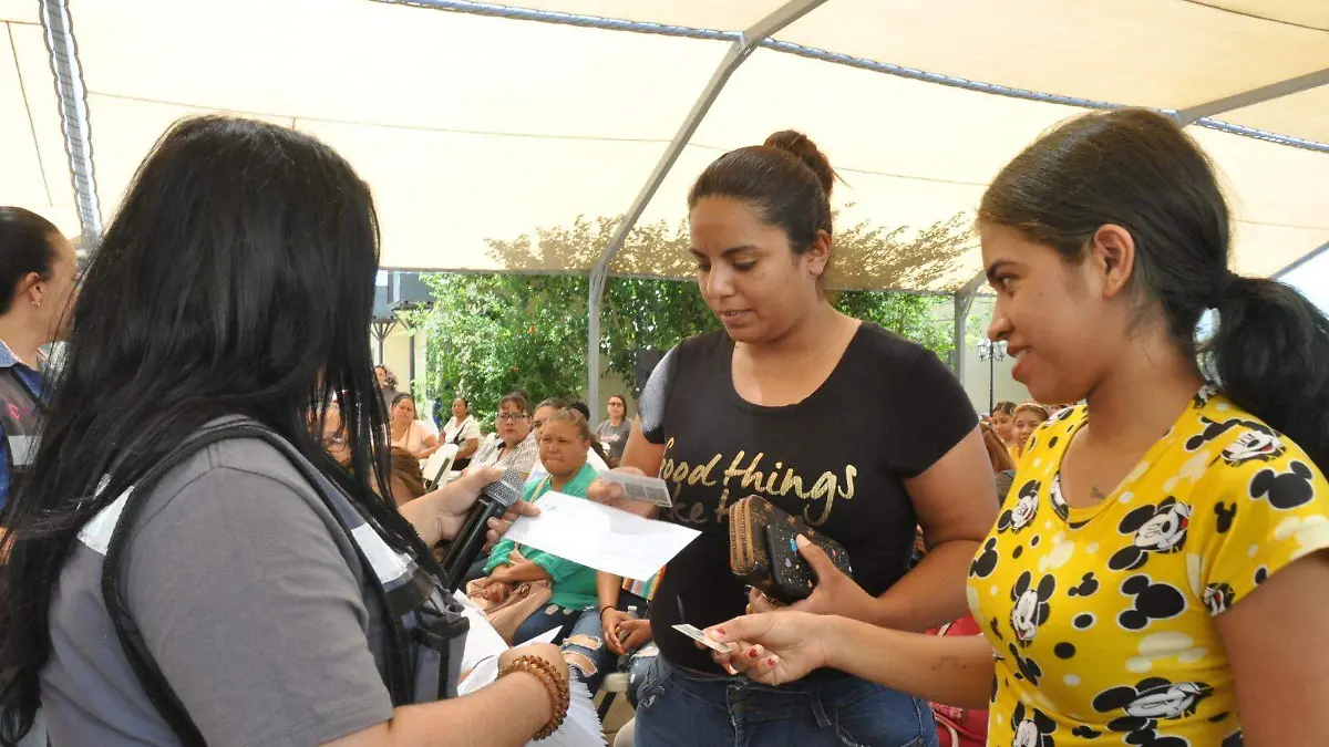 Desarrollo Social entrega más de 1