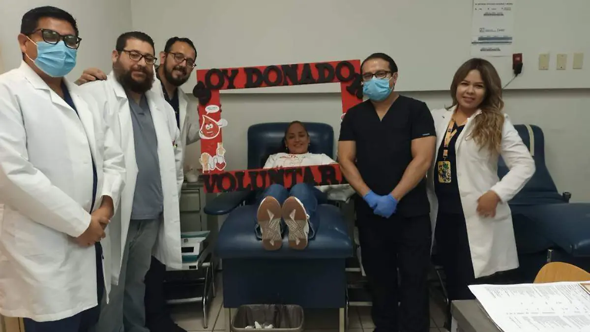 Trabajadores de la educación donan sangre
