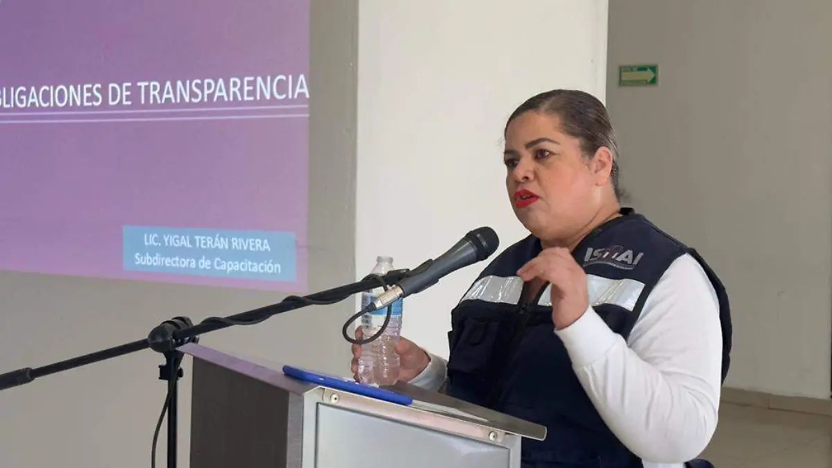 ISAF capacita a funcionarios