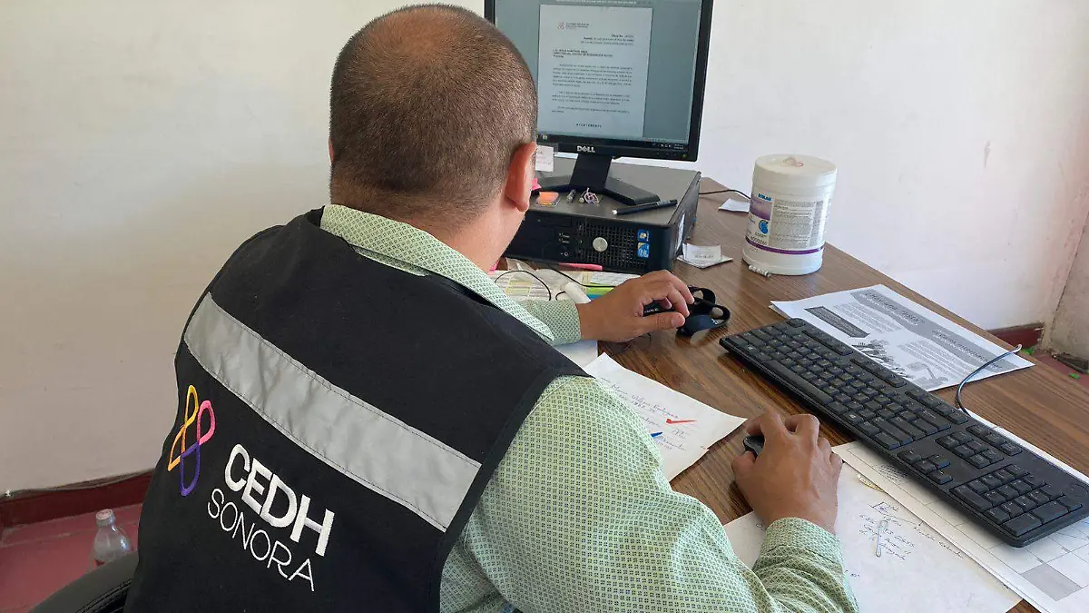 Pareja LGBT presenta queja ante la CEDH