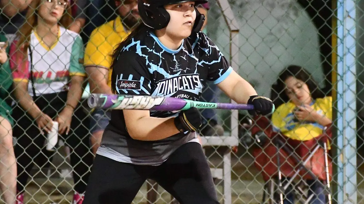 Dinacats empatan la serie final