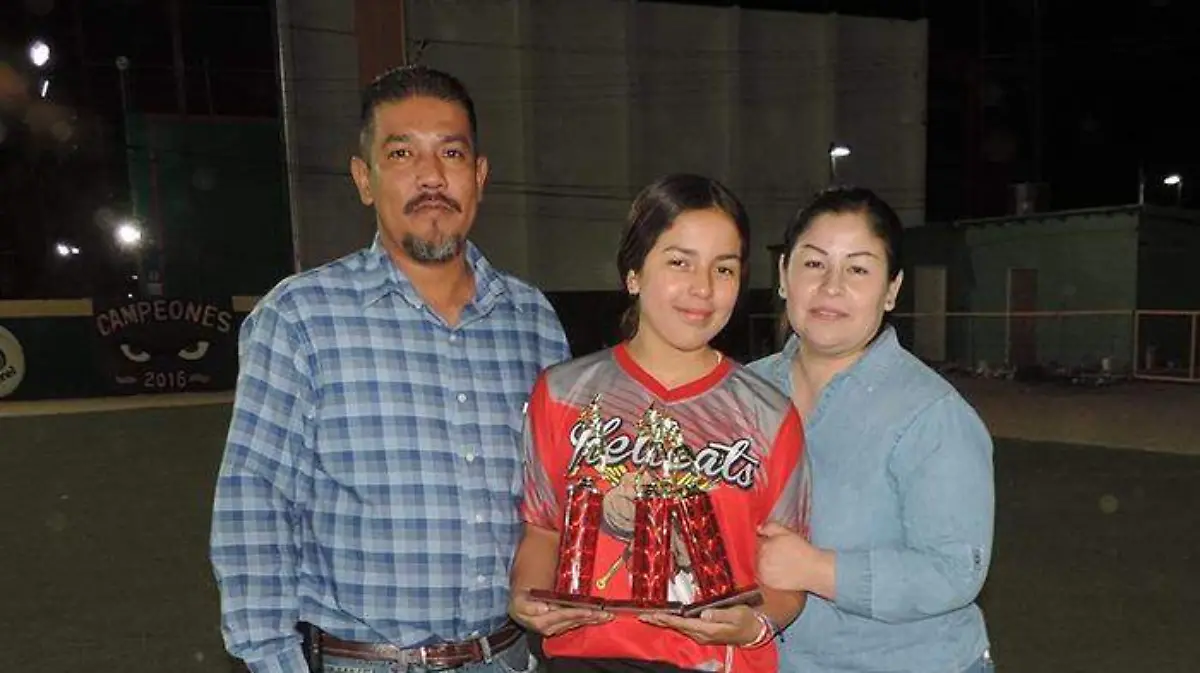 8d6905f9-24b4-49ef-bfdc-07c8c3ca4080