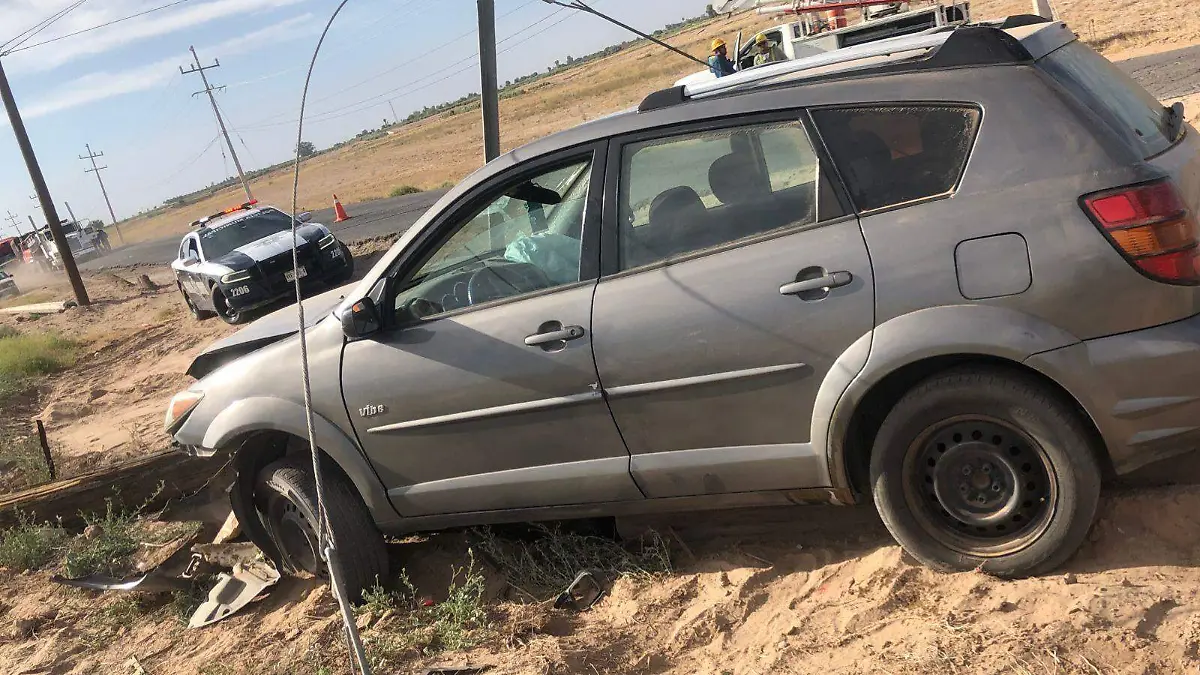 En el libramiento del ejido Islita ocurrió un choque por alcance