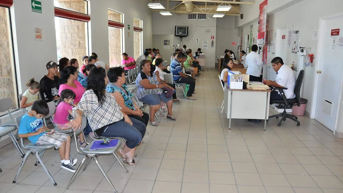 adultos mayores vacunados