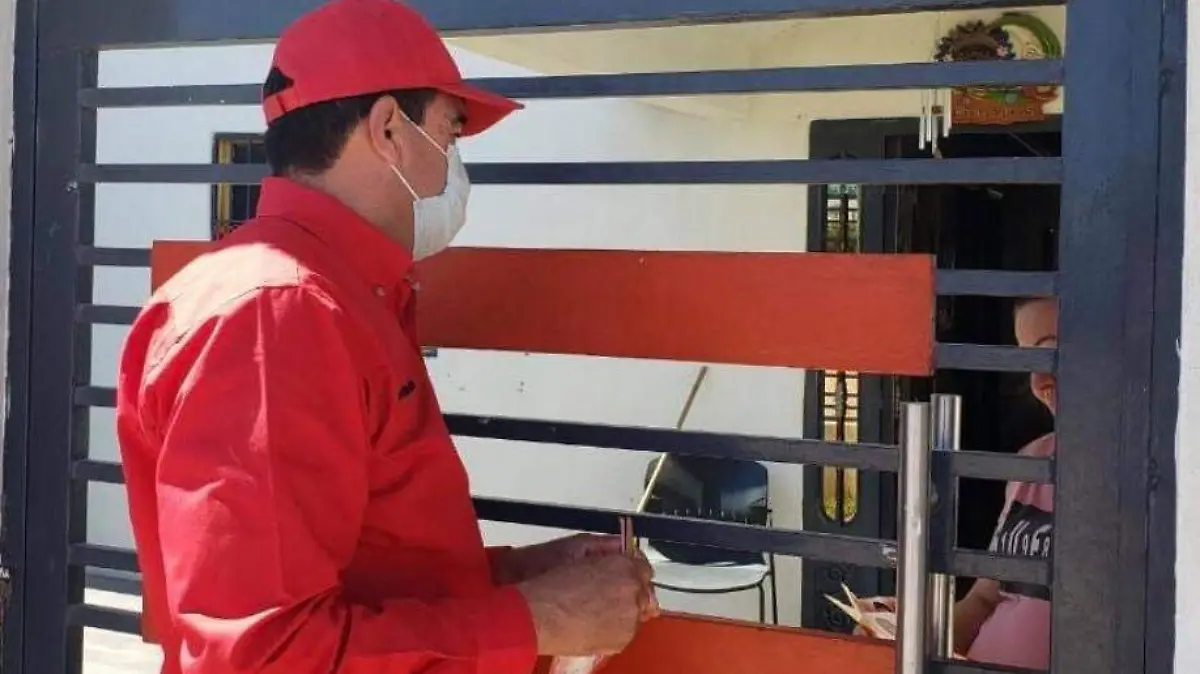 a9fda5a2-27cb-427e-b380-18c042bf6a75