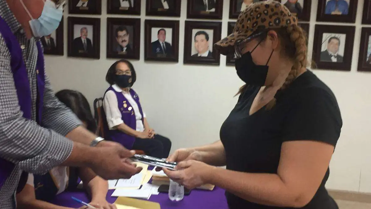 ece84cb0-e776-4f4c-bdfa-cd4526321a9d