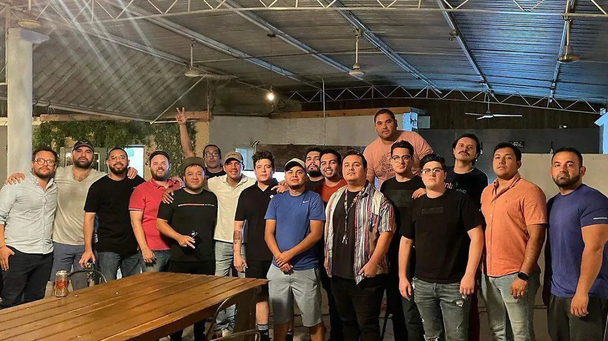 Los delegados siempre apoyando el proyecto 