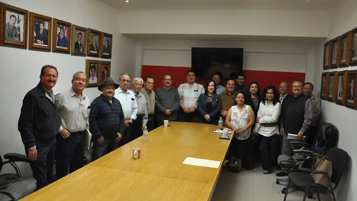 PRI-ratifica-a-dirigente-municipal-2