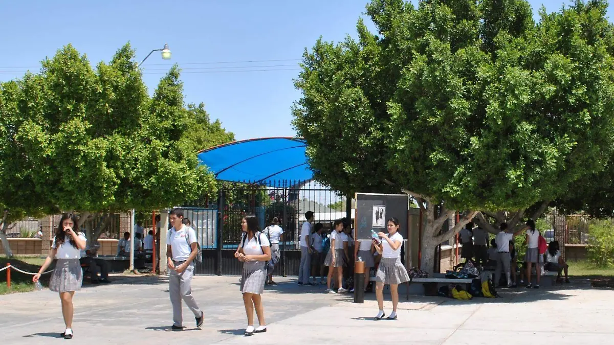 Se busca recolectar uniformes escolares usados, en buen estado, para entregarlos a quien los necesite
