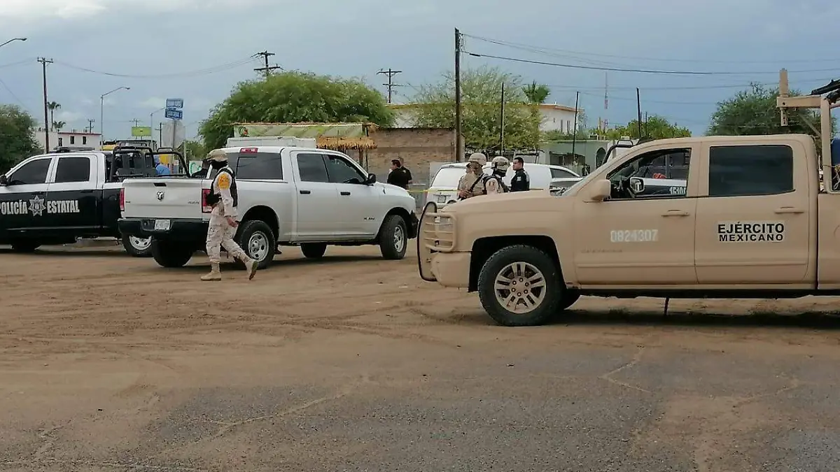 Policías y militares iniciaron operativos en busca de tres hombres que presuntamente fueron privados de la libertad el domingo
