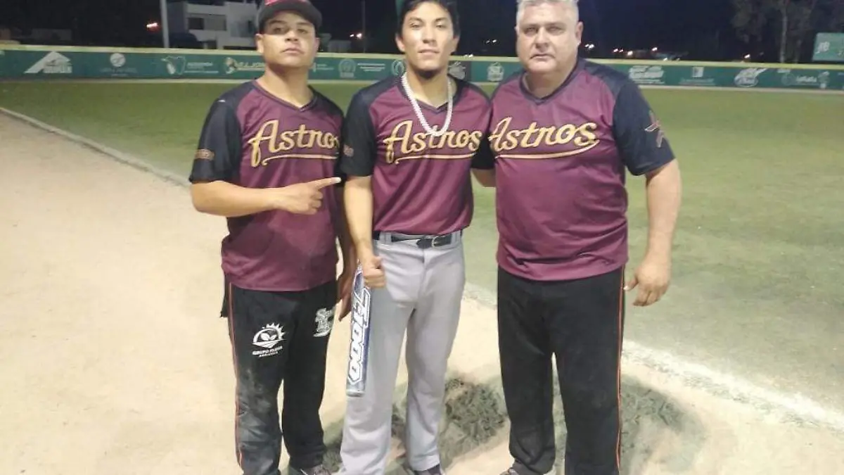 Protagonistas del partido por los Astros de San Luis
