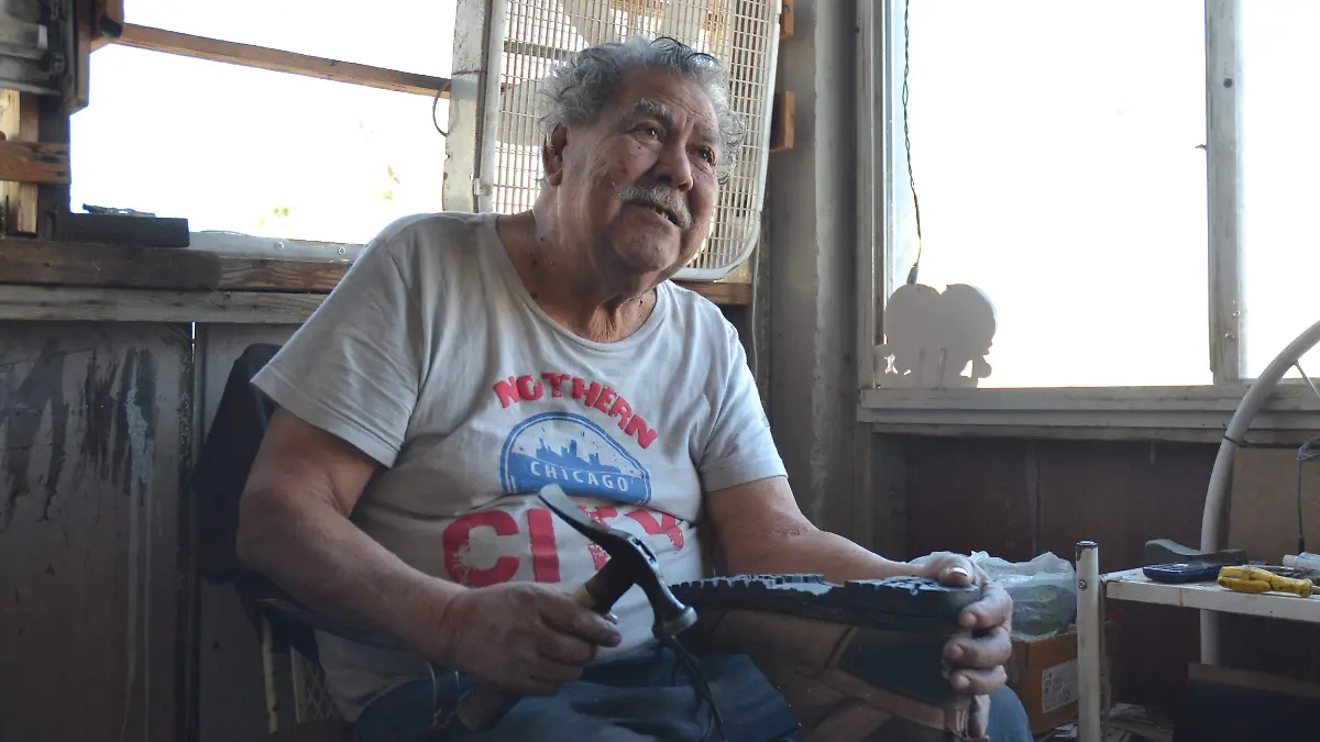 Zapatero artesanal José Manuel Martínez (5)