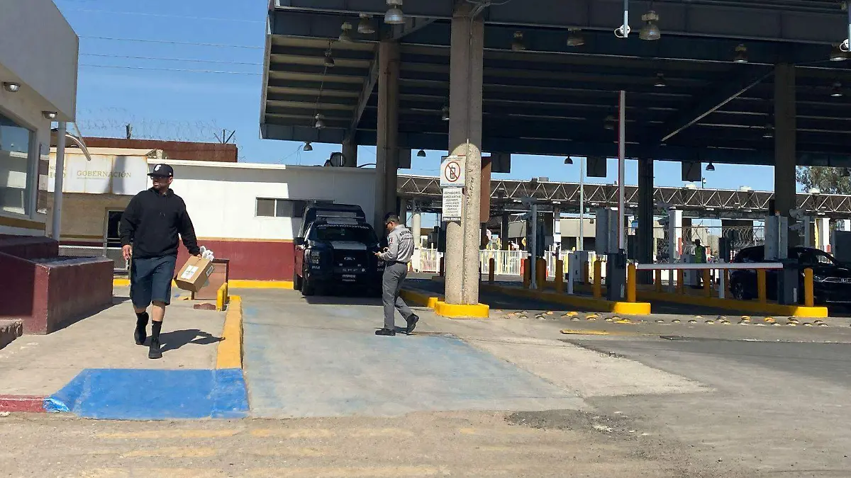reubicaran salida peatonal de la aduana mexicana VF (2)