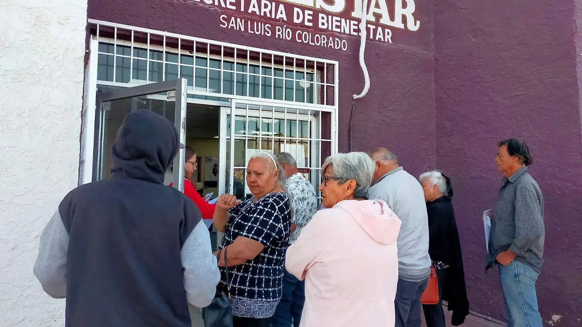 mujeres pension bienestar