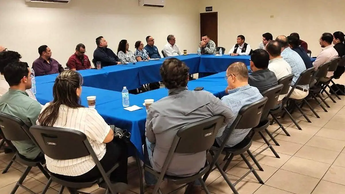  las cámaras de las reuniones con el administrador de la aduana (2)