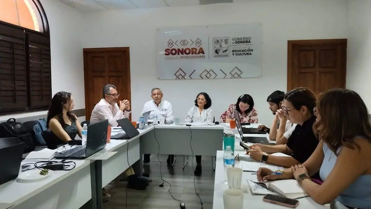 Ampliarán estrategias de aprendizajes fundamentales en todas las escuelas primarias de Sonora. El jefe de sector de primarias federales de esta ciudad  (4)