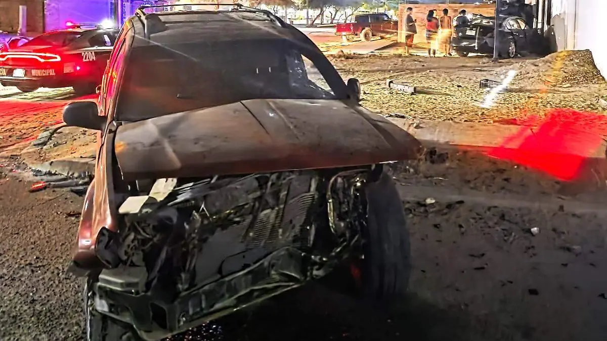 auto chocado impacta tejabán