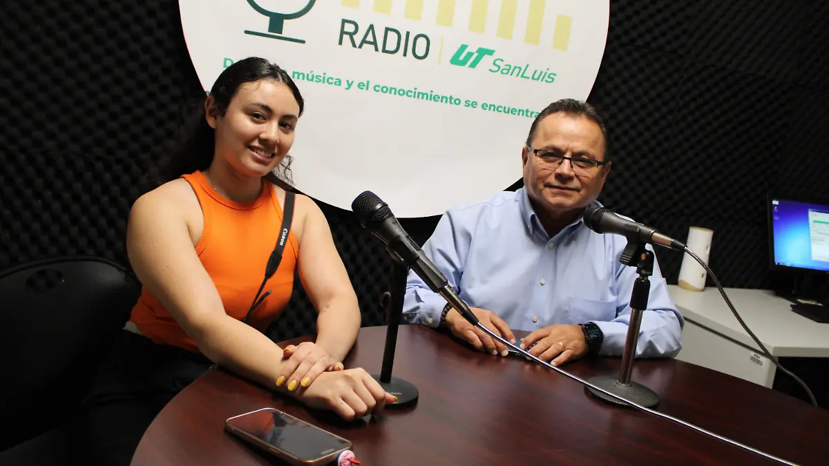 inicia radio en la UT san luis  (2)