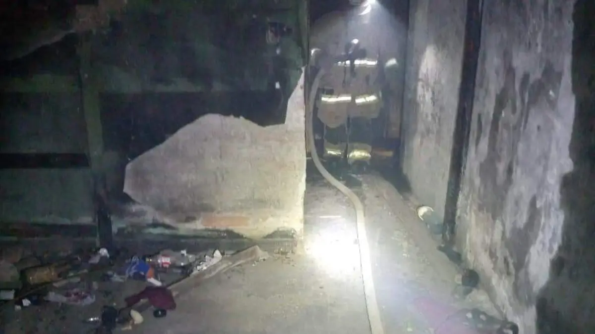 siguen incendiando locales abandonados