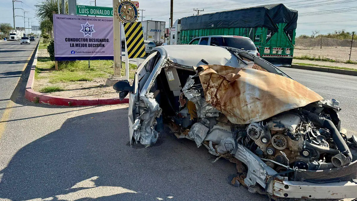 Colocan carros para concientización VF (3)
