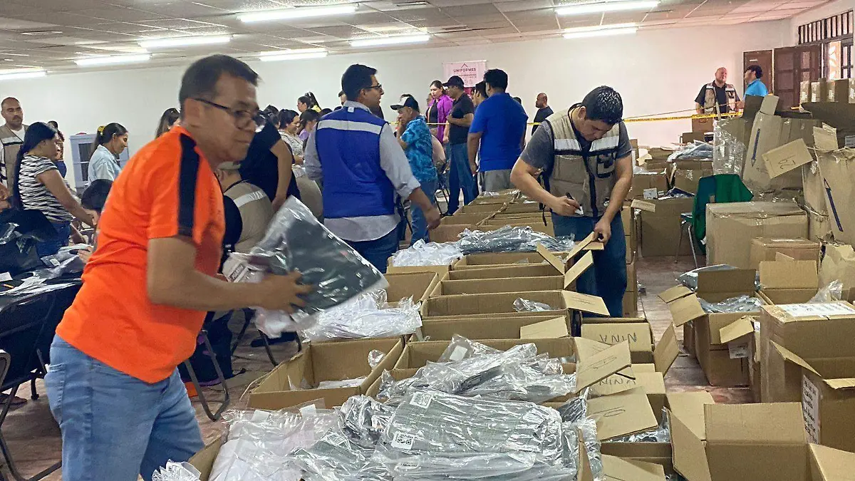 La SEC continúa promoviendo el registro de las tallas de los uniformes VF (1)