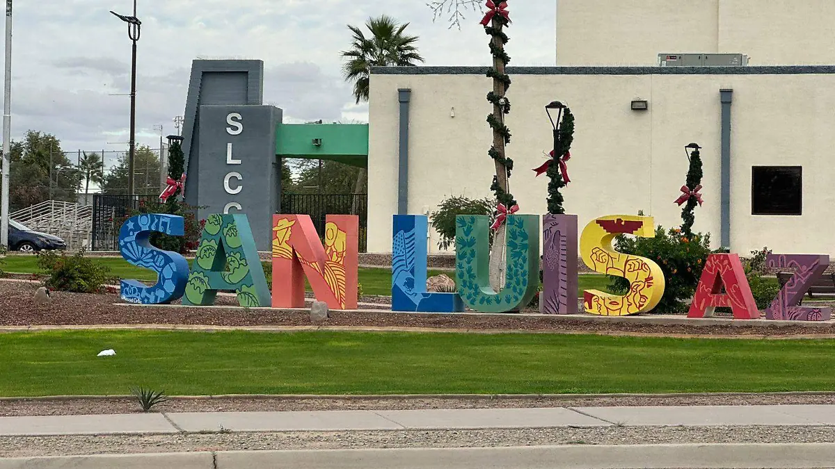 Reconocen administracion de San Luis AZ (3)