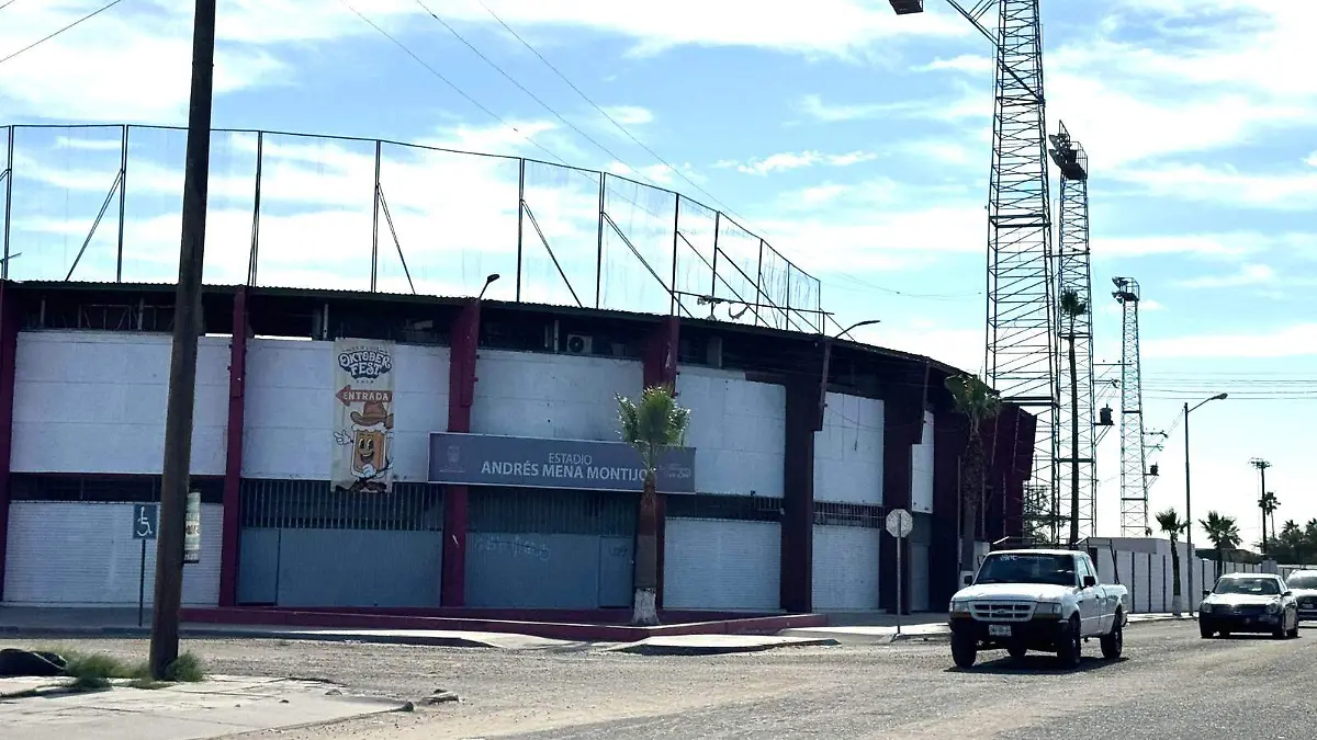 Remodelará Ayuntamiento estadio Revolución  VF (2)