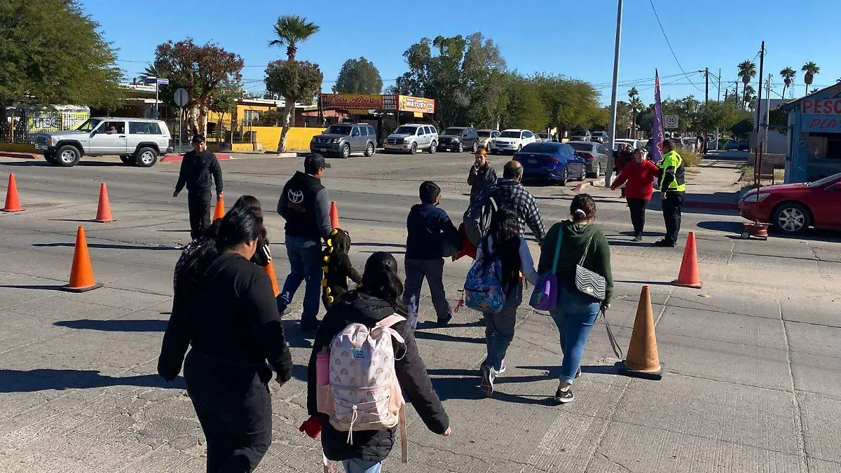 El lunes regreso a clases VF (1)