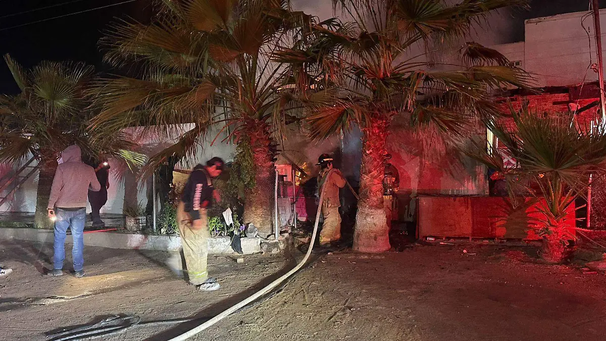 incendio por corto circuito en vivienda