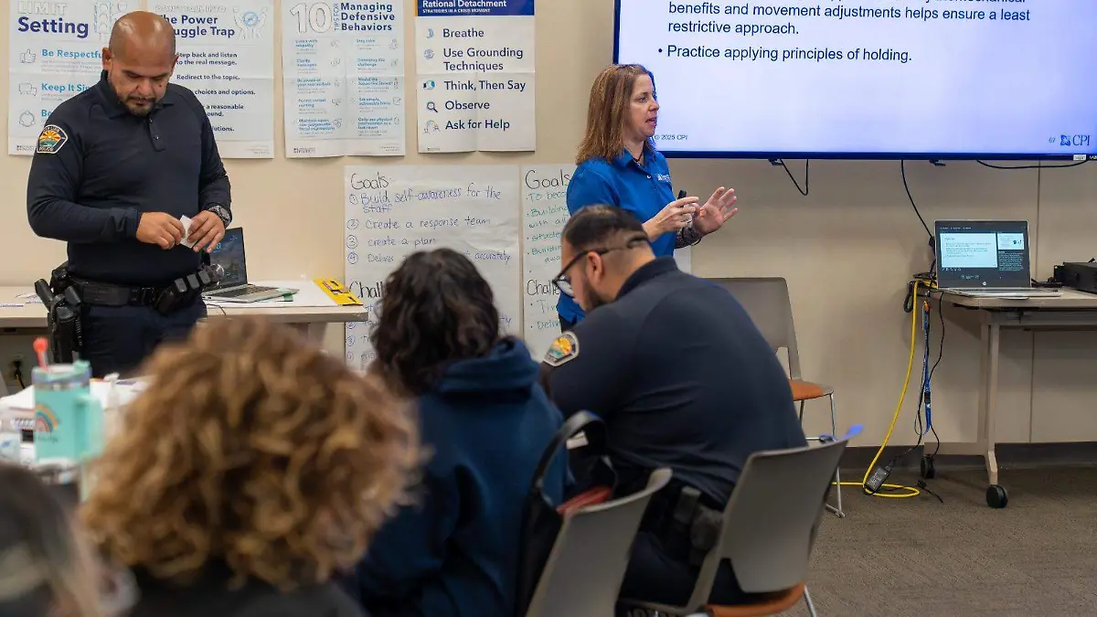 Obtienen certificación para impartir capacitación (2)